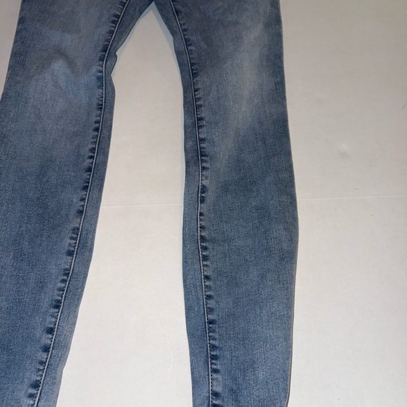Universal Thread High Rise Skinny Jeans Women's 6R Light Wash Denim Stretch - Picture 9 of 10